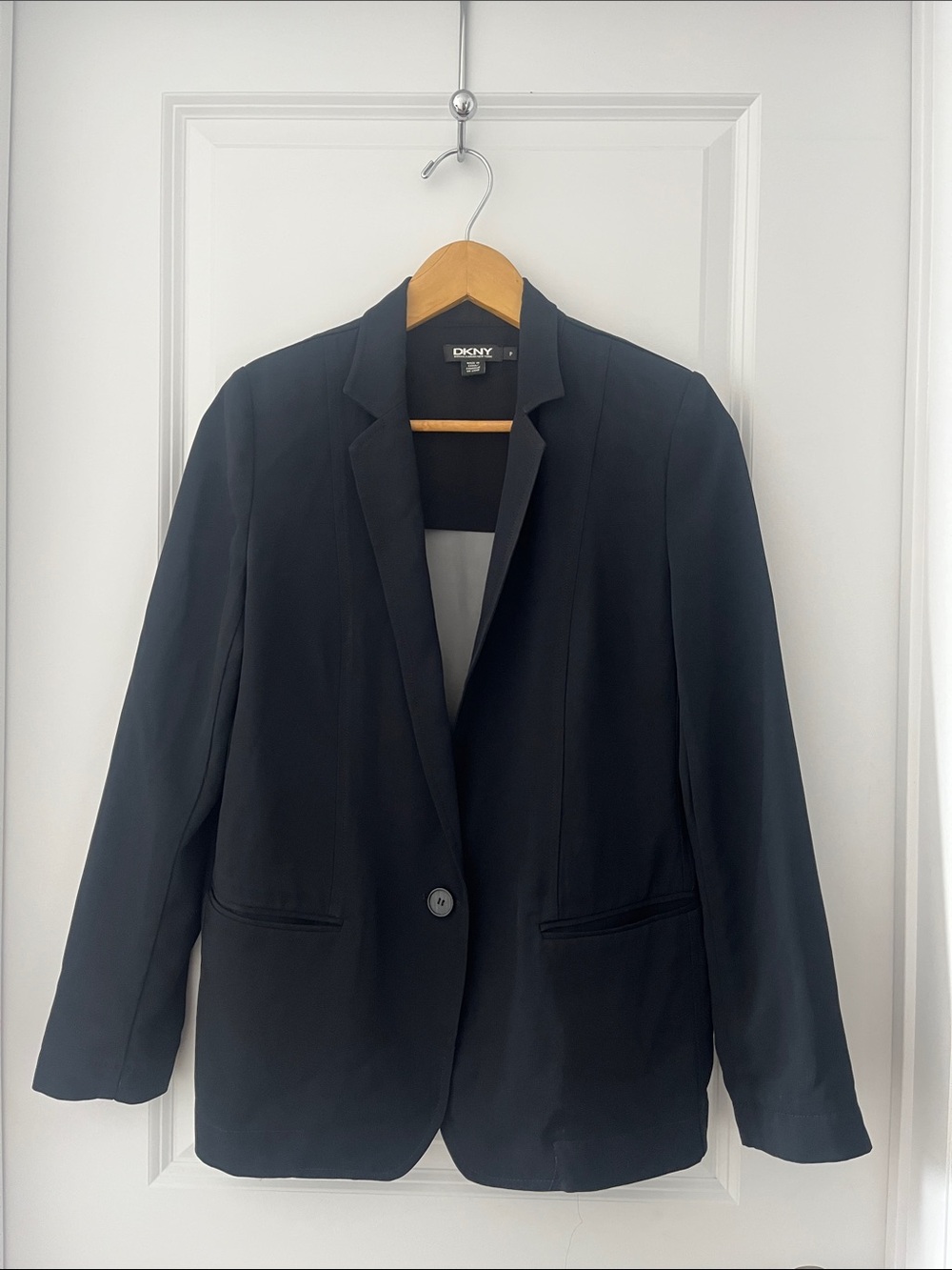 DKNY Black Single-Button Tailored Blazer